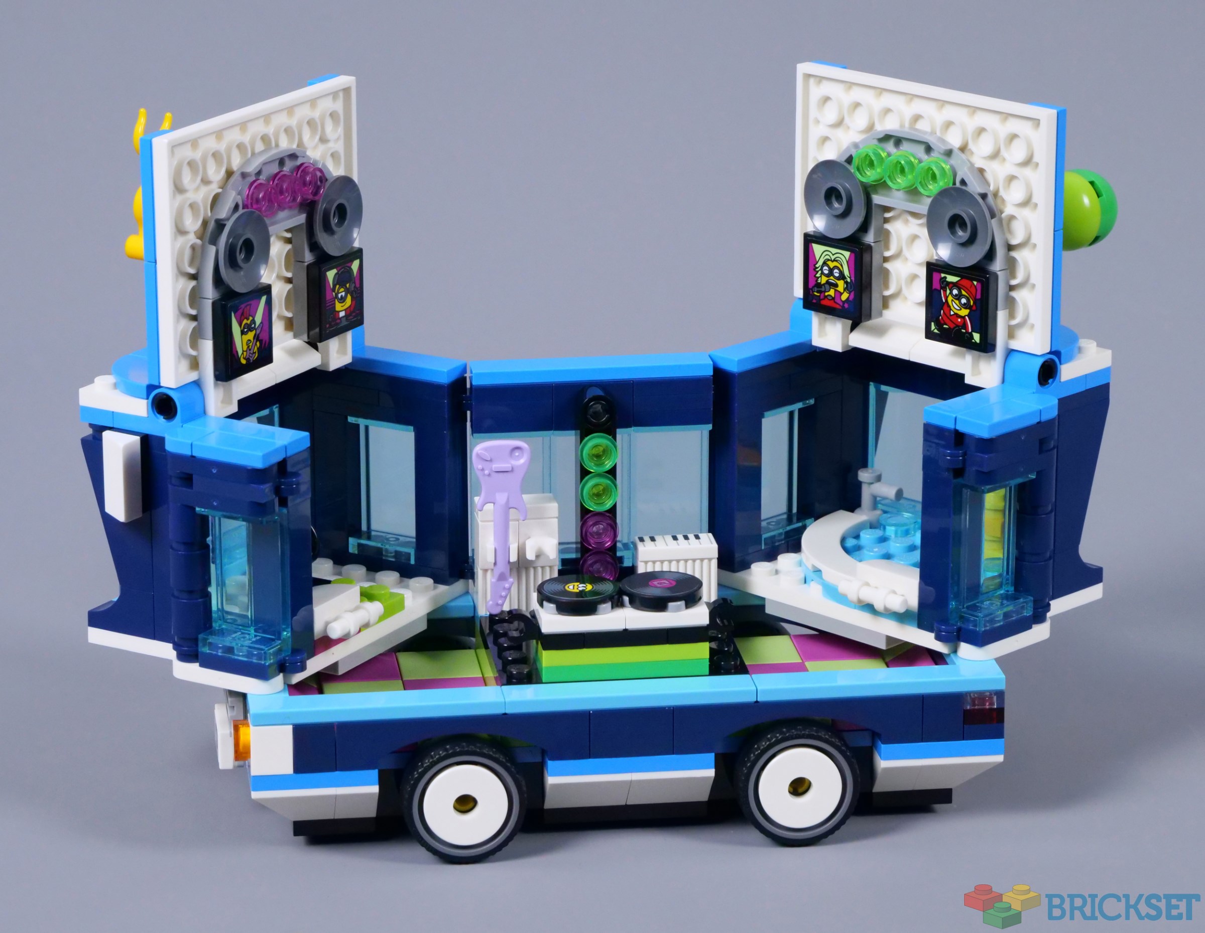 LEGO Despicable Me 75581 Minions' Music Party Bus review | Brickset
